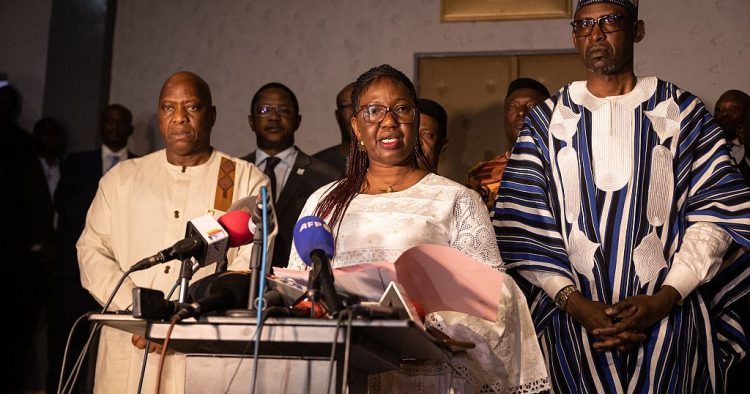 Le Burkina, le Mali et la Guinée veulent réintégrer la CEDEAO et l'UA