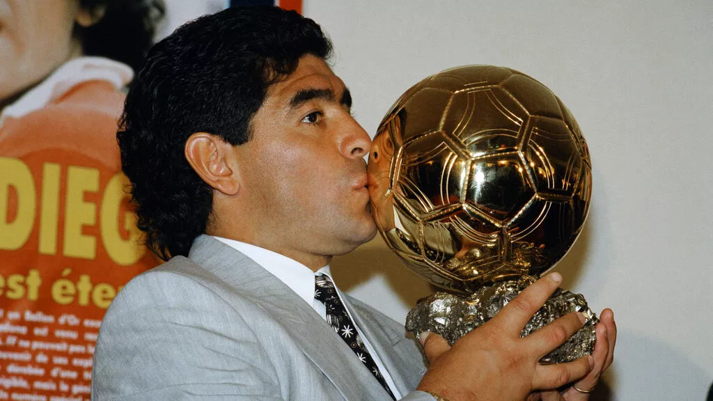 Les héritiers de Diego Maradona vont intenter une action en justice pour tenter d'empêcher la vente aux enchères d'un trophée