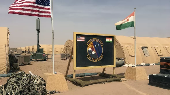 L'armée américaine devrait achever dimanche le retrait de son personnel de la base aérienne 101 du Niger, situé dans la capitale Niamey.