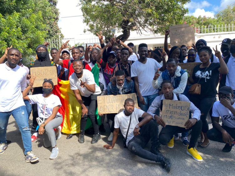 Les Étudiants, Doctorants et Stagiaires guinéens de l’étranger n’en peuvent plus :“La situation est intenable”