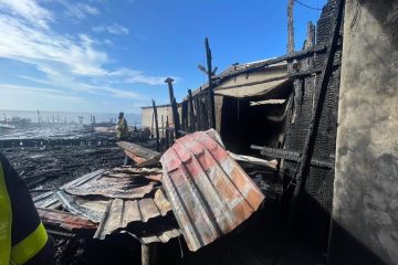 Incendie à Katala Beach